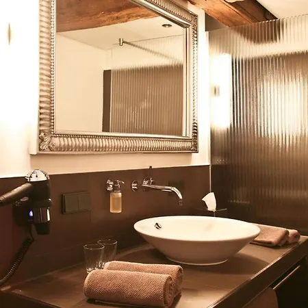 Hotel Anno 1216