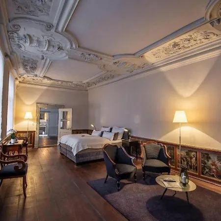 Anno 1216 Hotel 2*