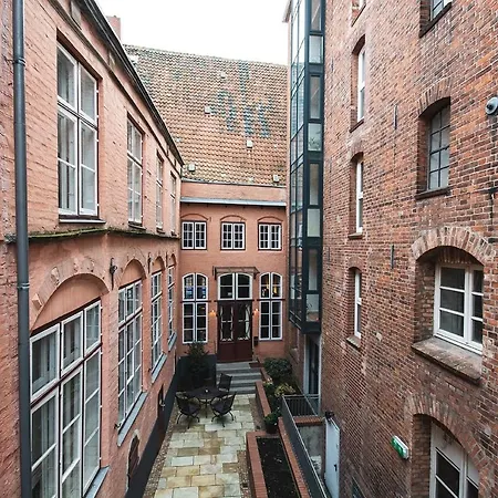 Anno 1216 Hotel 2*